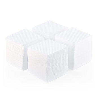 Waciki bezpyłowe PERFOROWANE 5x5 MOLLY  (500szt)