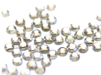 Cyrkonie ala swarovsky SS6 srebrne